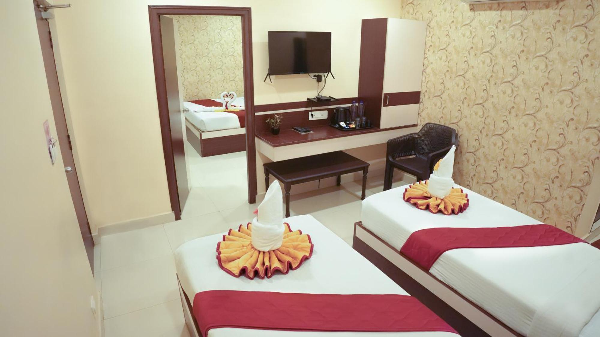 Hotel Mountview Comforts Tirupati Exterior foto