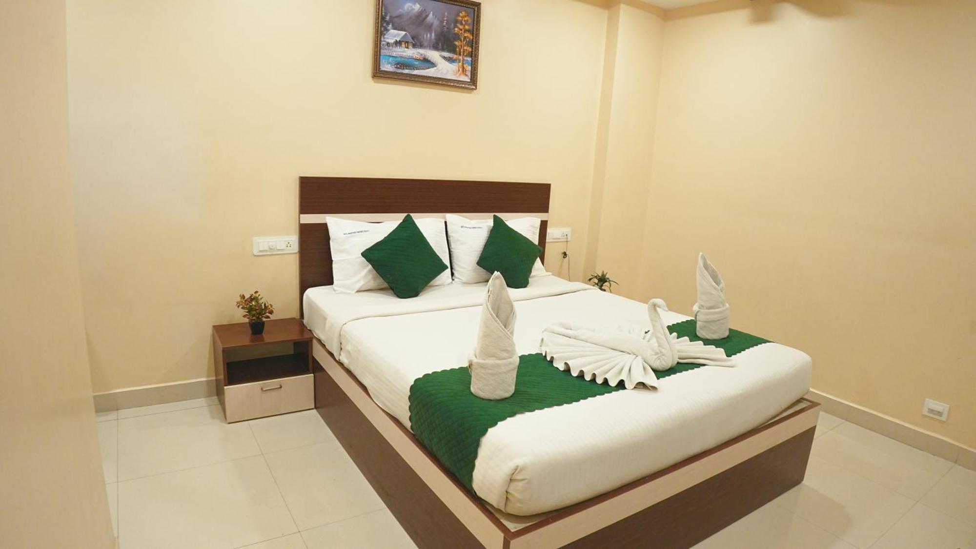Hotel Mountview Comforts Tirupati Exterior foto